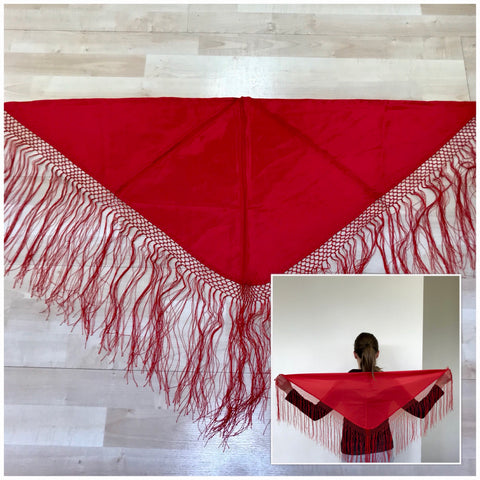 Flamenco shawl